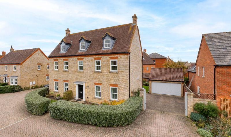 6 Bedroom House For Sale – Pollards Way, Lower Stondon, SG16