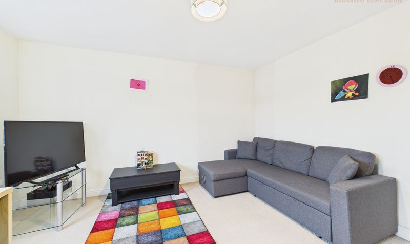 Hoole Lane, Hoole, CH2
