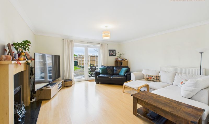 Hoole Lane, Hoole, CH2