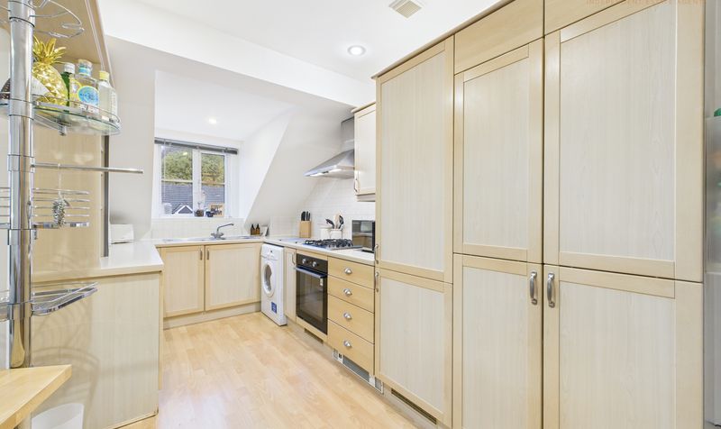 Wycliffe Court, Hoole, CH2