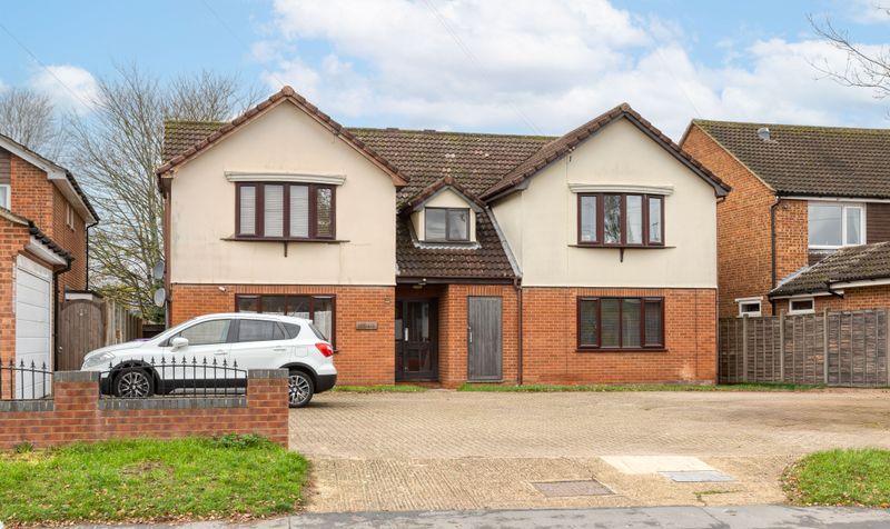 2 Bedroom Flat For Sale – Old Hale Way, Hitchin, SG5