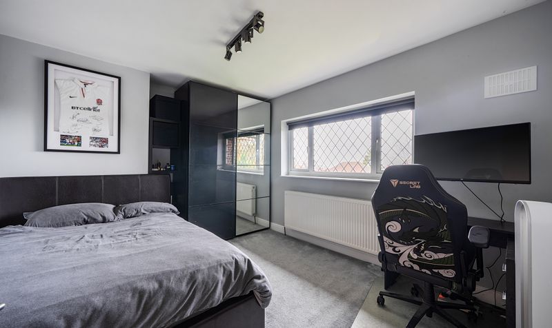 Shawley Way, Epsom, KT18