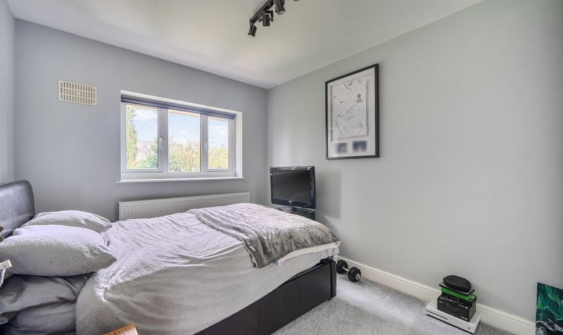 Shawley Way, Epsom, KT18