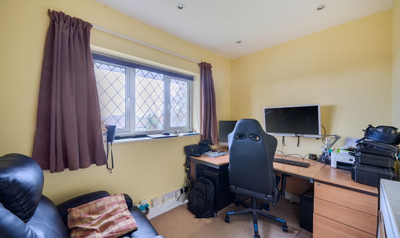 Shawley Way, Epsom, KT18