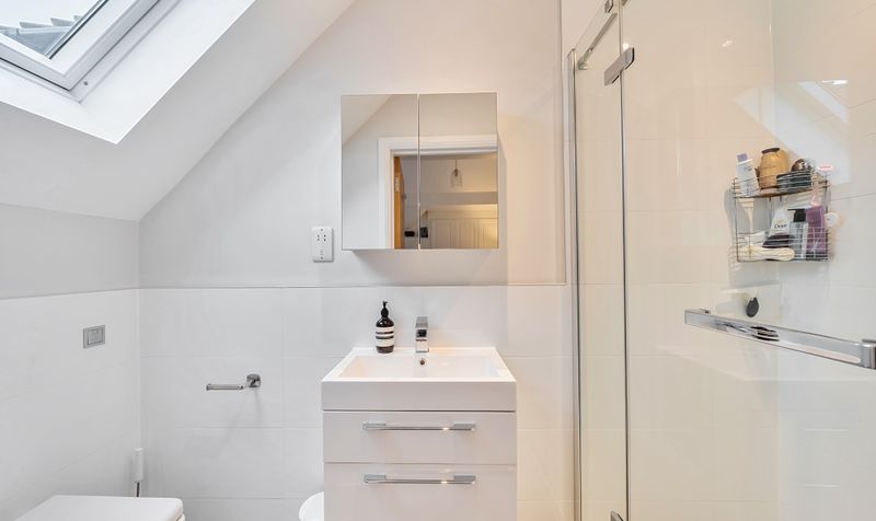 Crabtree Lane, Great Bookham, KT23