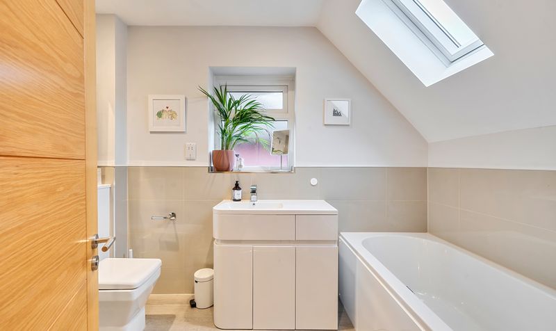 Crabtree Lane, Great Bookham, KT23