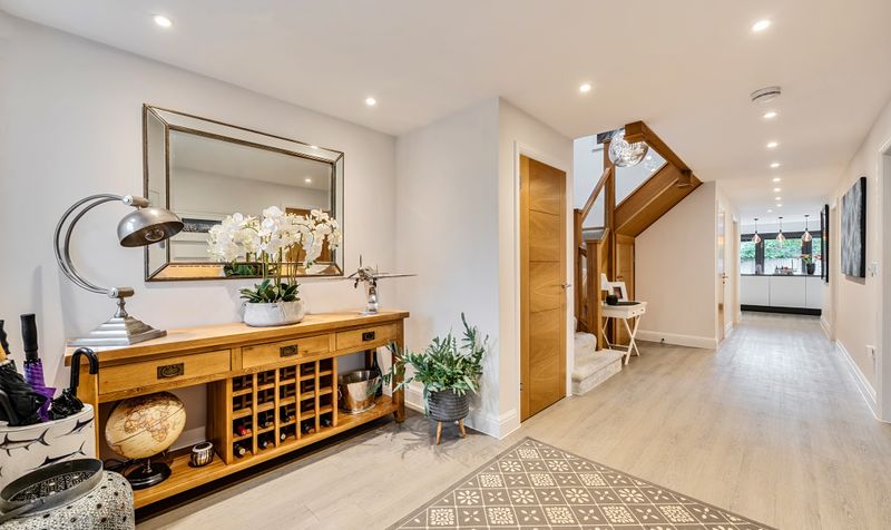 Crabtree Lane, Great Bookham, KT23