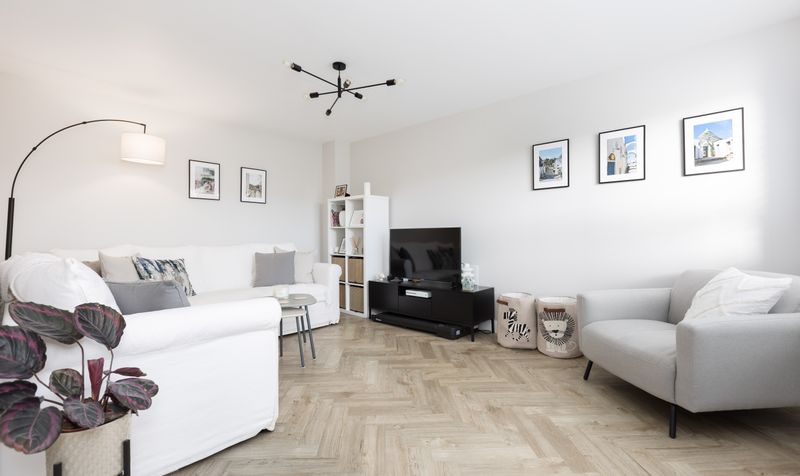 4 Bedroom House For Sale – Brassey Way, Lower Stondon, SG16 2