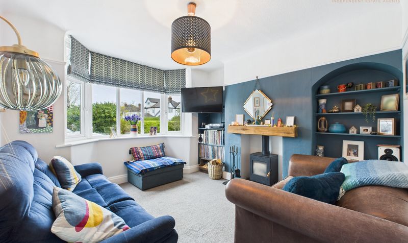Caughall Road, Upton, CH2