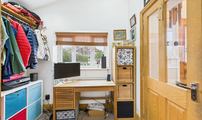 Caughall Road, Upton, CH2