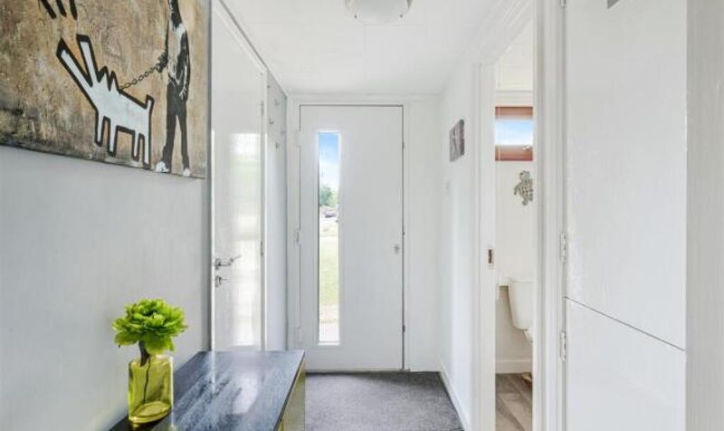 Rose Bushes, Epsom, KT17