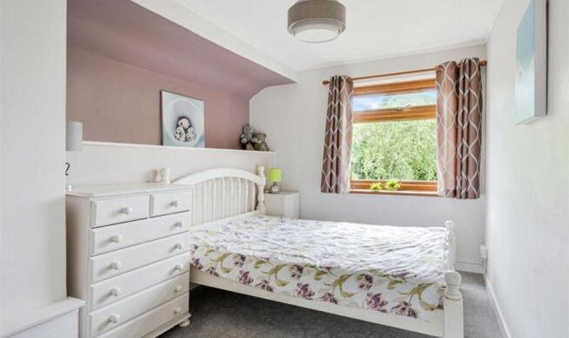 Rose Bushes, Epsom, KT17