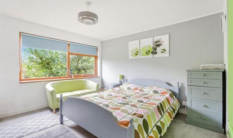 Rose Bushes, Epsom, KT17