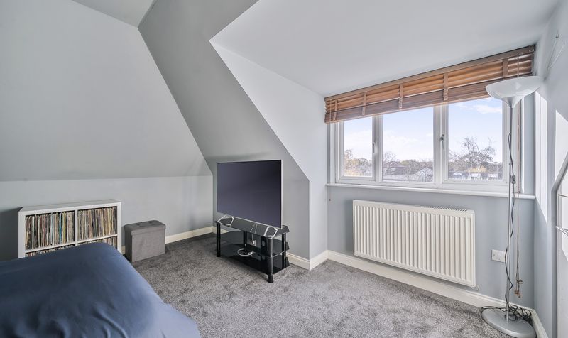 Vernon Close, Servalan Court, KT19