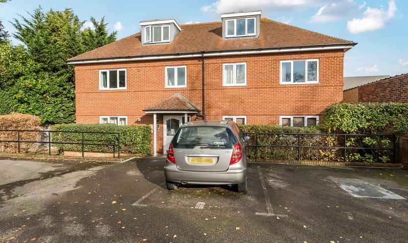 Vernon Close, Servalan Court, KT19