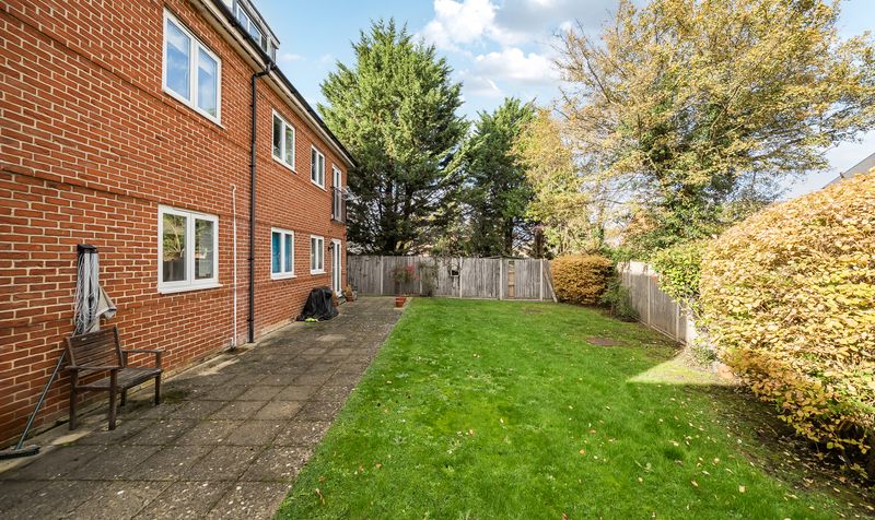 Vernon Close, Servalan Court, KT19