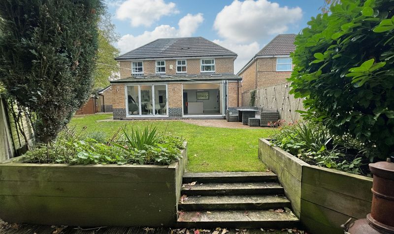 The Muirlands, Huddersfield, HD2