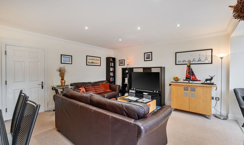 Grosvenor Road, Epsom, KT18