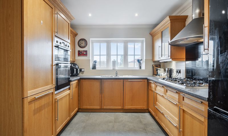Grosvenor Road, Epsom, KT18