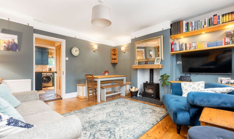 2 Bedroom House For Sale &ndash; Old Park Road, Hitchin, SG5 3