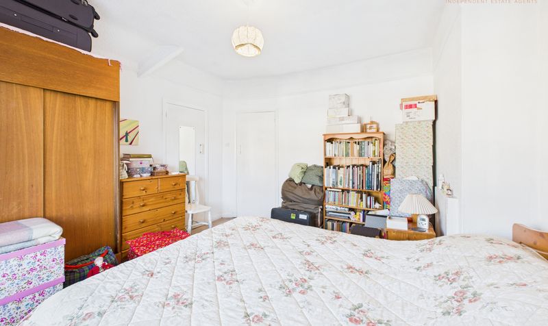 Neville Road, Boughton, CH3