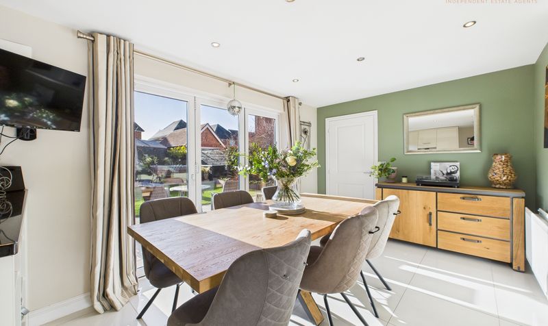Kohima Crescent, Saighton, CH3