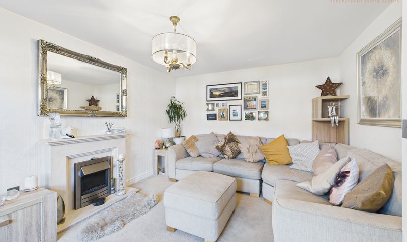 Kohima Crescent, Saighton, CH3