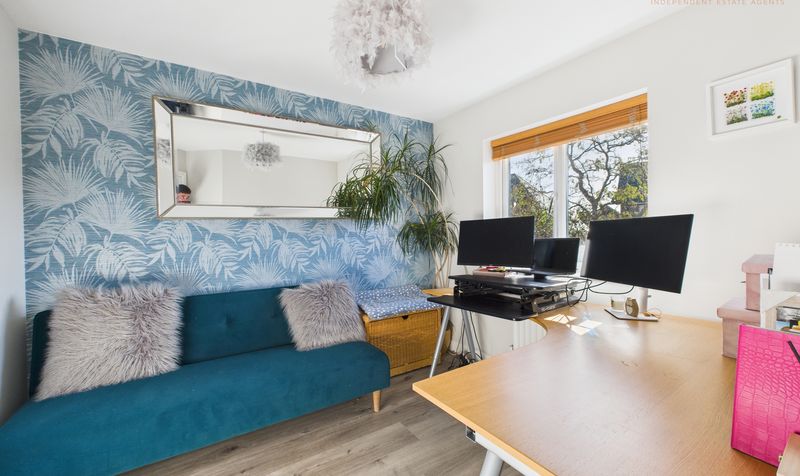 Kohima Crescent, Saighton, CH3