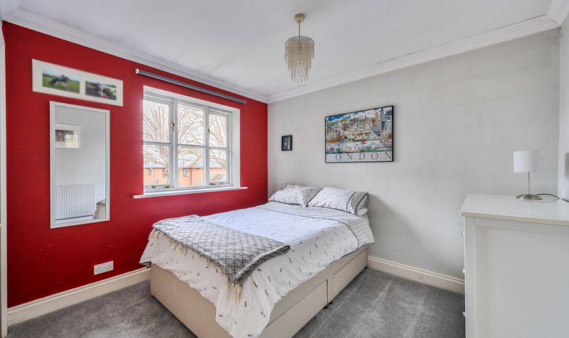 Caithness Drive, Epsom, KT18