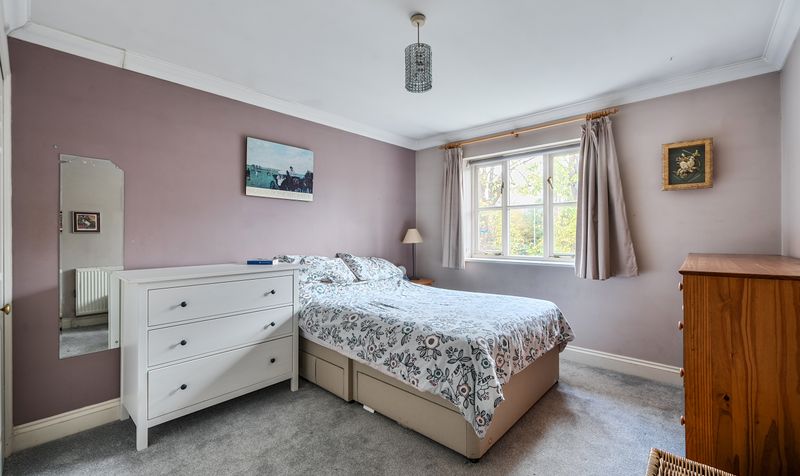Caithness Drive, Epsom, KT18
