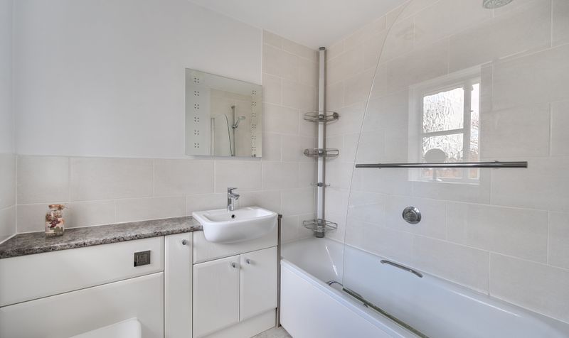 Caithness Drive, Epsom, KT18