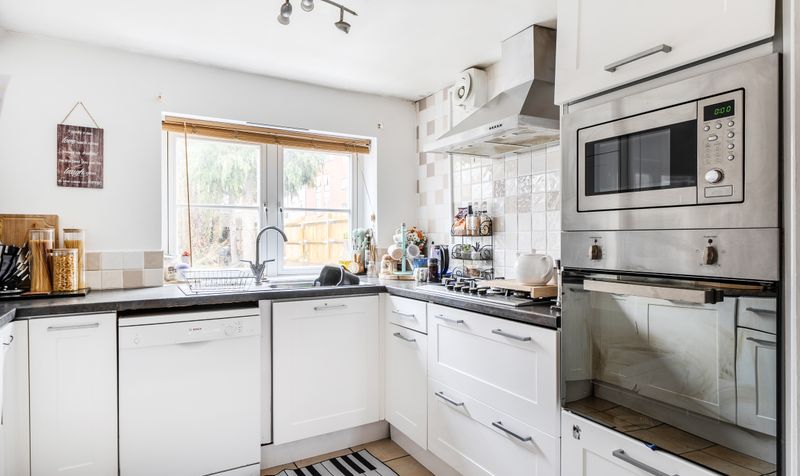 Lintons Lane, Epsom, KT17