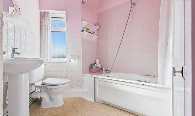 Neville Road, Boughton, CH3