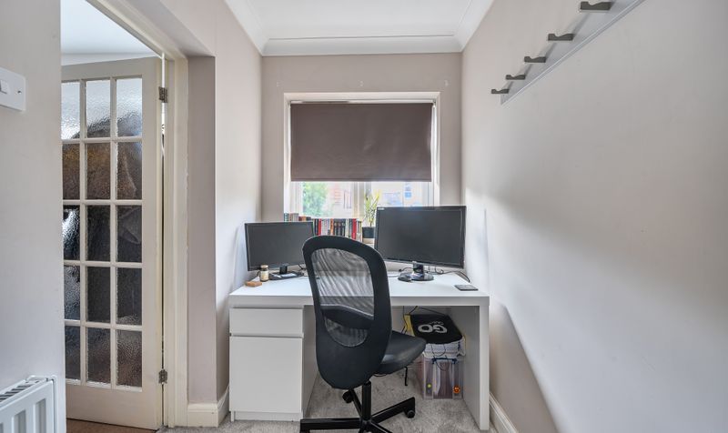 Whitehorse Drive, Epsom, KT18