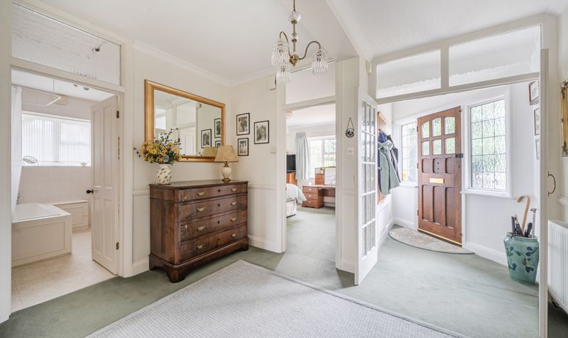 Links Road, Ashtead, KT21