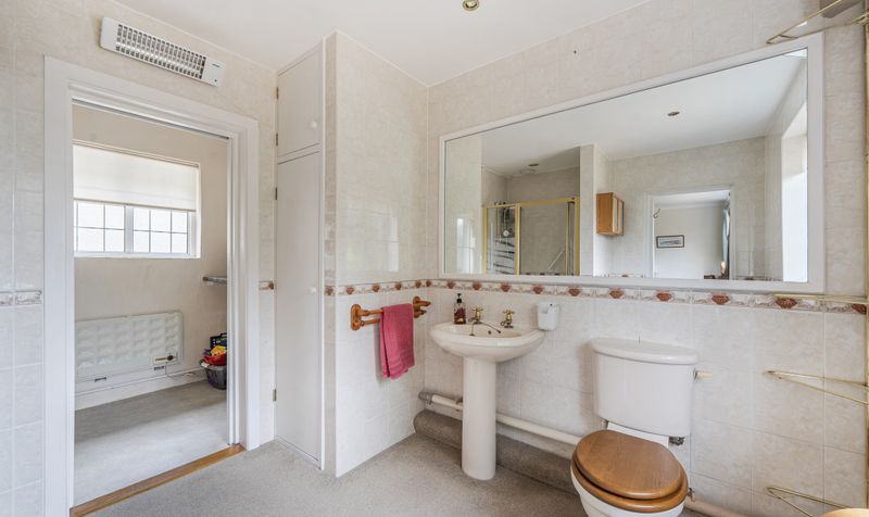 Links Road, Ashtead, KT21