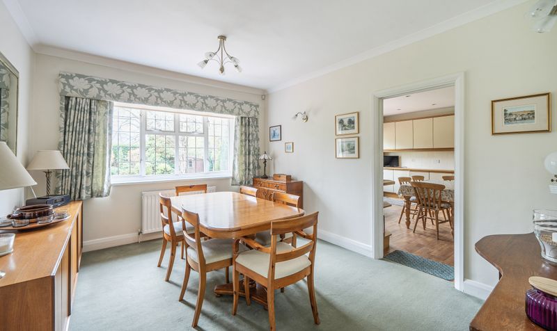 Links Road, Ashtead, KT21