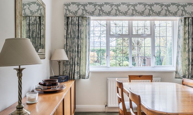 Links Road, Ashtead, KT21