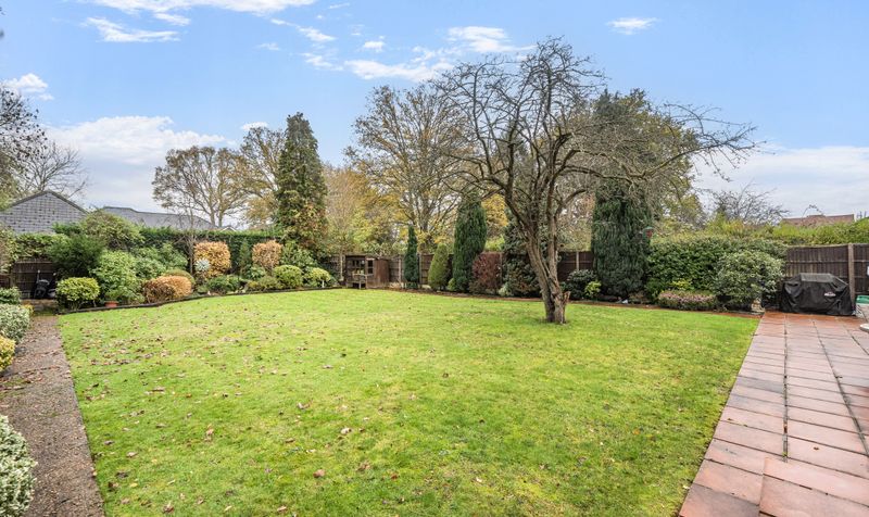 Links Road, Ashtead, KT21