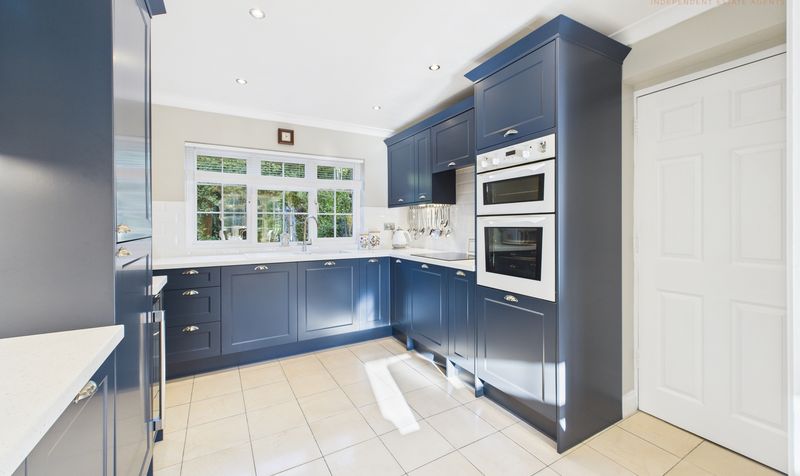 Home Park, Mollington, CH1
