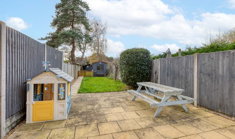 3 Bedroom House For Sale &ndash; Woolgrove Road, Hitchin, SG4 3