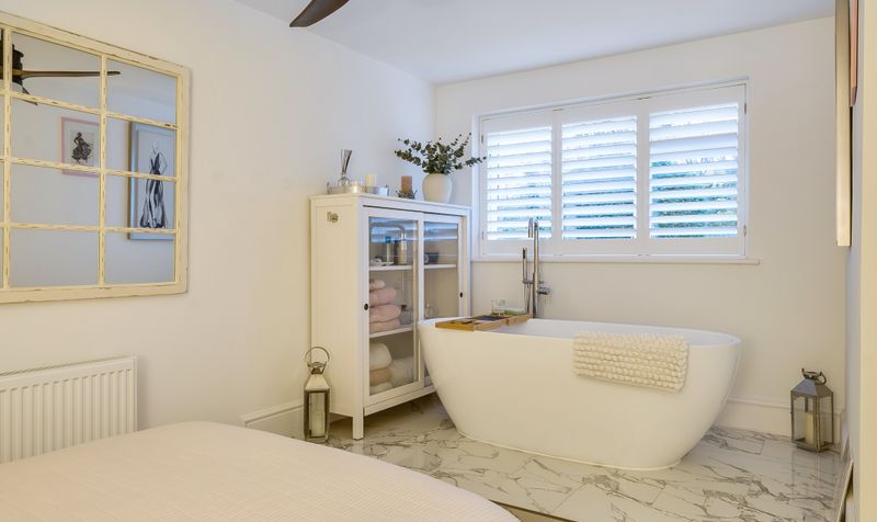 St. Martins Avenue, Epsom, KT18