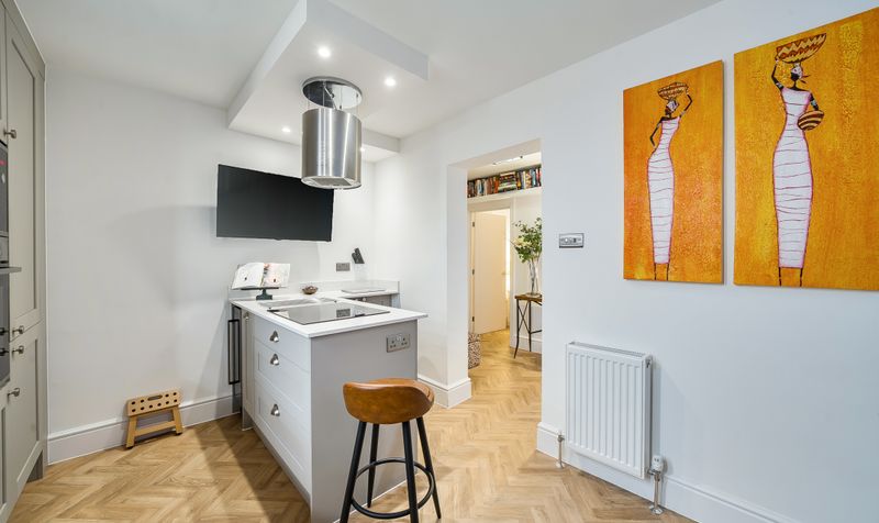 St. Martins Avenue, Epsom, KT18