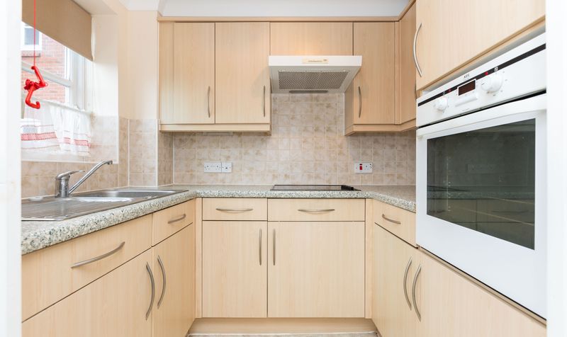 1 Bedroom Apartment For Sale – Paynes Park, Hitchin, SG5 2