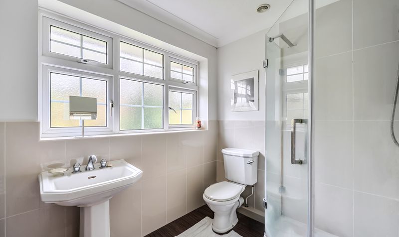 Headley Road, Leatherhead, KT22