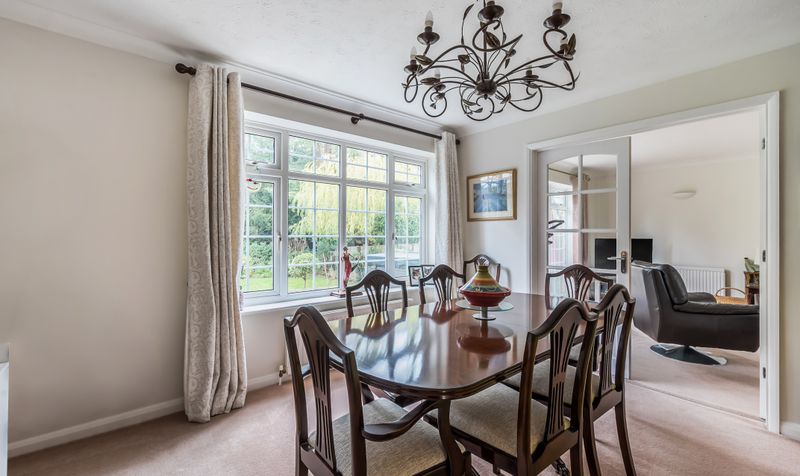 Headley Road, Leatherhead, KT22