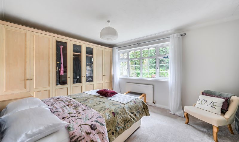 Headley Road, Leatherhead, KT22