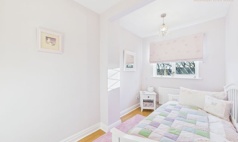 Houghton Close, Hoole, CH2