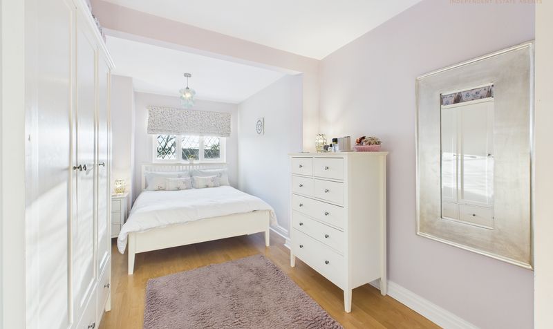 Houghton Close, Hoole, CH2