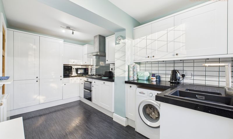 Houghton Close, Hoole, CH2